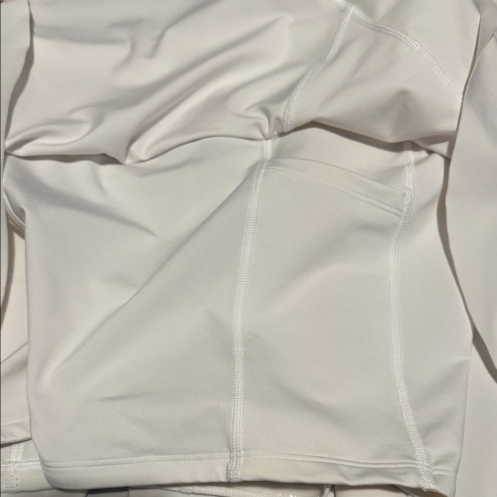 Athleta White Women's Shorts - Picture 10 of 10
